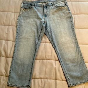 Eddie Bauer boyfriend slim jeans size 16 embroidery light wash